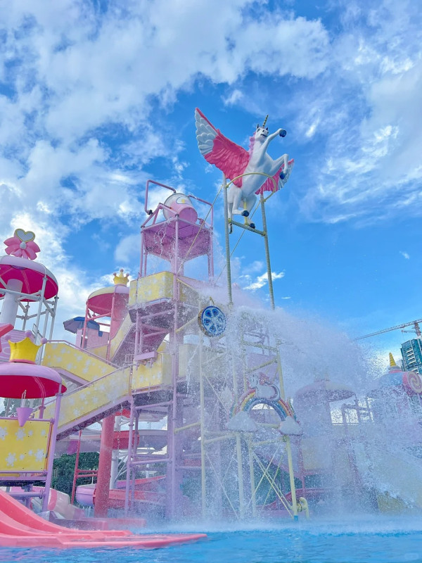 深圳夢幻粉紅水上樂園「星高度夢想水世界」 3萬平方米!打卡彩虹滑梯/人造衝浪/漂流玻璃橋