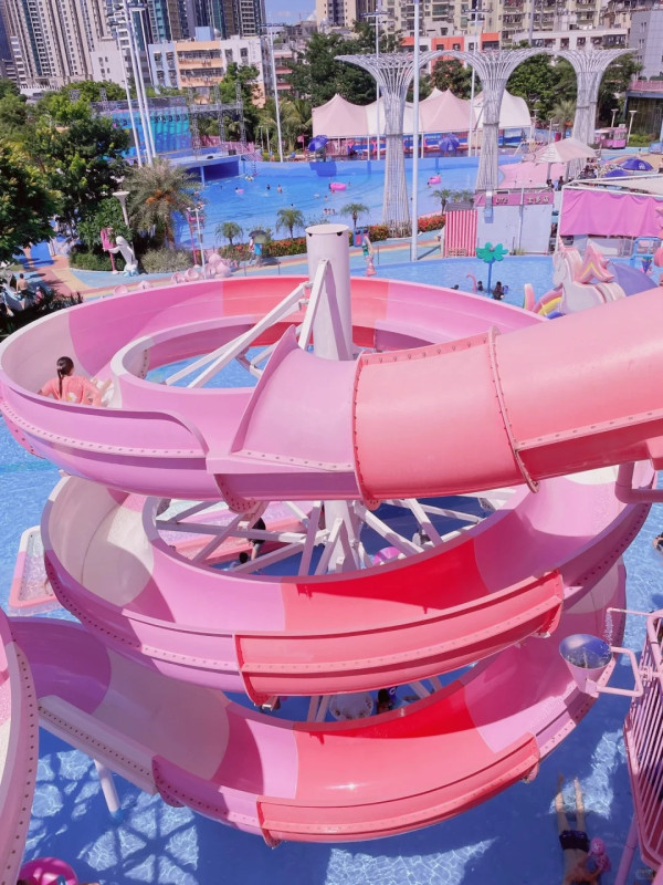 深圳夢幻粉紅水上樂園「星高度夢想水世界」 3萬平方米!打卡彩虹滑梯/人造衝浪/漂流玻璃橋