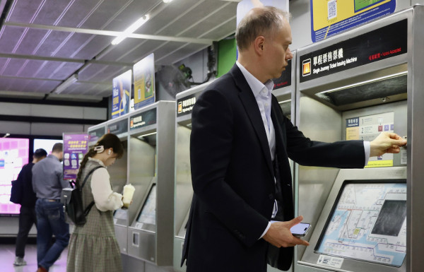 MTR港鐵罰款條例/價錢一文睇清！港鐵同站出入罰幾多？無有效車票、逾時出閘點計？　