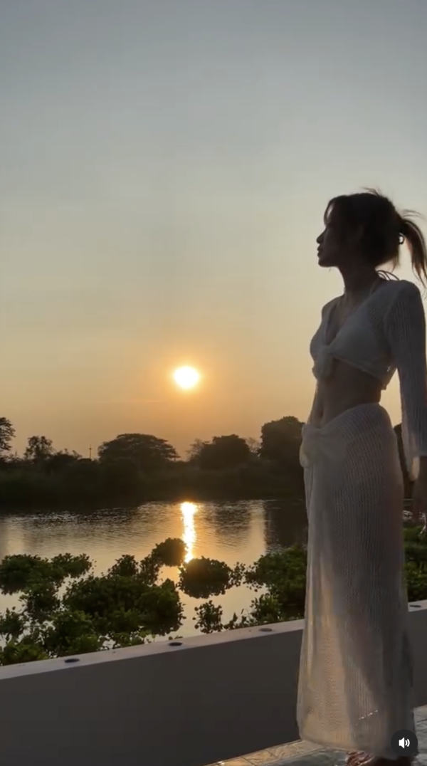 前TVB女藝人遊泰國曬零贅肉Fit爆身材 去年秘密產子後極速修身 囝囝超可愛 