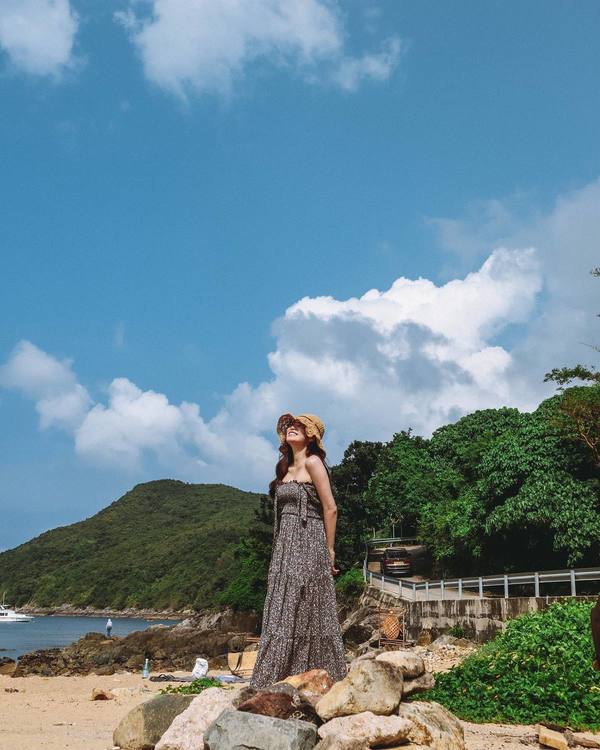 前TVB女藝人遊泰國曬零贅肉Fit爆身材 去年秘密產子後極速修身 囝囝超可愛 