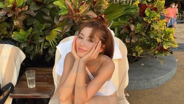 前TVB女藝人遊泰國曬零贅肉Fit爆身材 去年秘密產子後極速修身 囝囝超可愛 