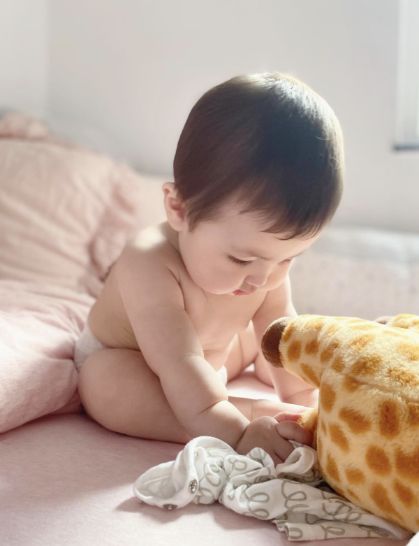 前TVB女藝人遊泰國曬零贅肉Fit爆身材 去年秘密產子後極速修身 囝囝超可愛 