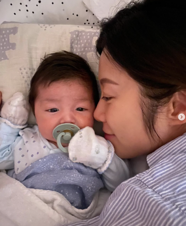 前TVB女藝人遊泰國曬零贅肉Fit爆身材 去年秘密產子後極速修身 囝囝超可愛 