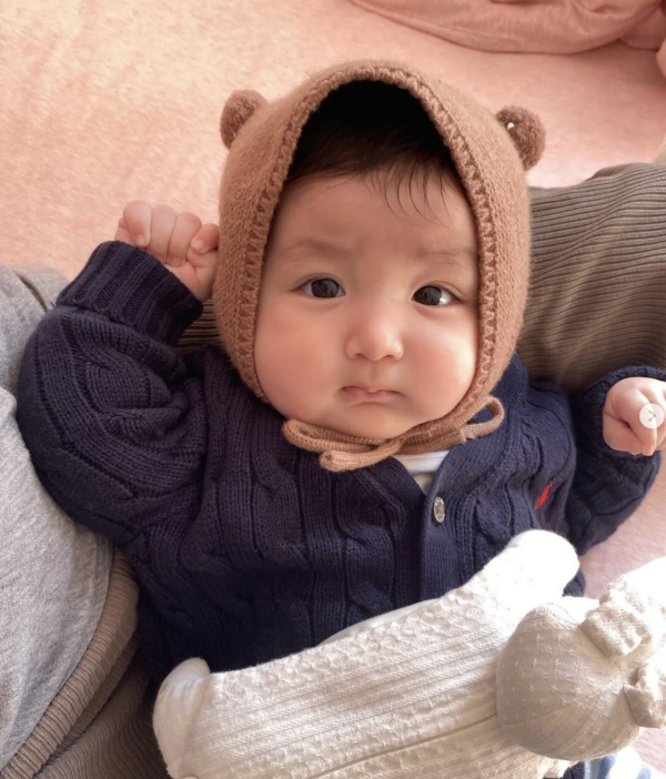 前TVB女藝人遊泰國曬零贅肉Fit爆身材 去年秘密產子後極速修身 囝囝超可愛 