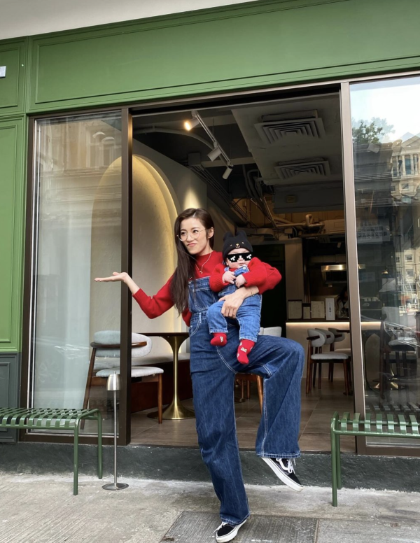 前TVB女藝人遊泰國曬零贅肉Fit爆身材 去年秘密產子後極速修身 囝囝超可愛 