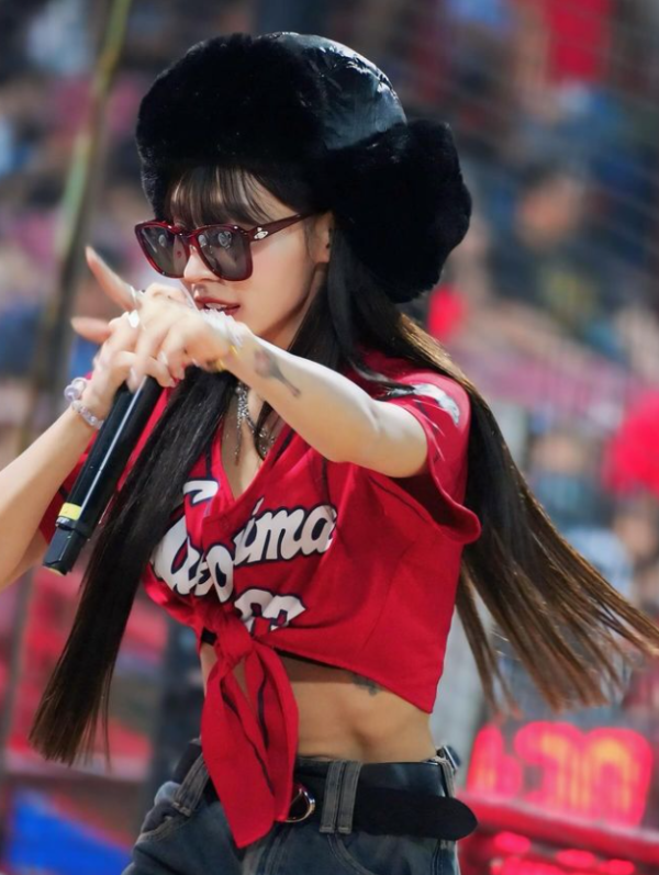 現在暴瘦的林襄(林襄IG) 《加州大地震》荷里活性感女星Alexandra Daddario分享產後六天照片 全網被震驚:美呆了/看起來完全不像生過