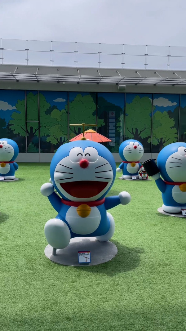 釜山多啦A夢主題展期間限定登場！走入百寶袋、大雄之家、時光機打卡 