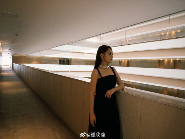 Twins北美巡唱遇加州7級地震 阿Sa直言被嚇醒！打卡大瀑布 粉絲激讚美貌17年如一日 