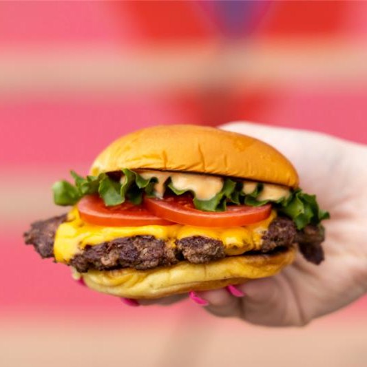 外媒點評12大最佳美式快餐店 Five Guys排第六/Jollibee都入圍?