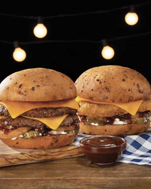 外媒點評12大最佳美式快餐店 Five Guys排第六/Jollibee都入圍?