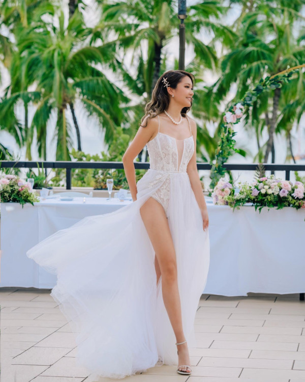 前港姐季軍誕女榮升新手媽媽!拍片餵人奶惹熱論!大呻餵人奶的辛酸