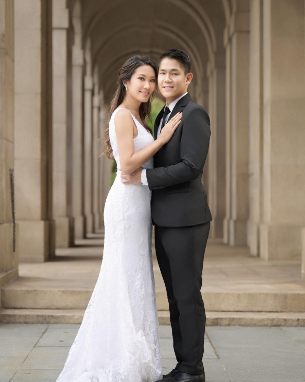 前港姐季軍誕女榮升新手媽媽!拍片餵人奶惹熱論!大呻餵人奶的辛酸