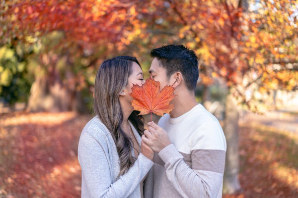 前港姐季軍誕女榮升新手媽媽!拍片餵人奶惹熱論!大呻餵人奶的辛酸