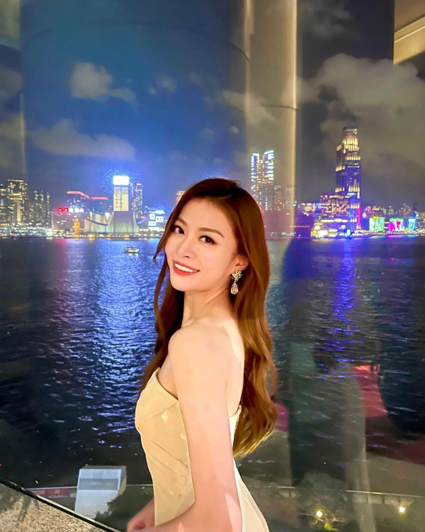 落選港姐遊日曬和服照獲讚有氣質 去年轉戰TVB新聞部收起性感 