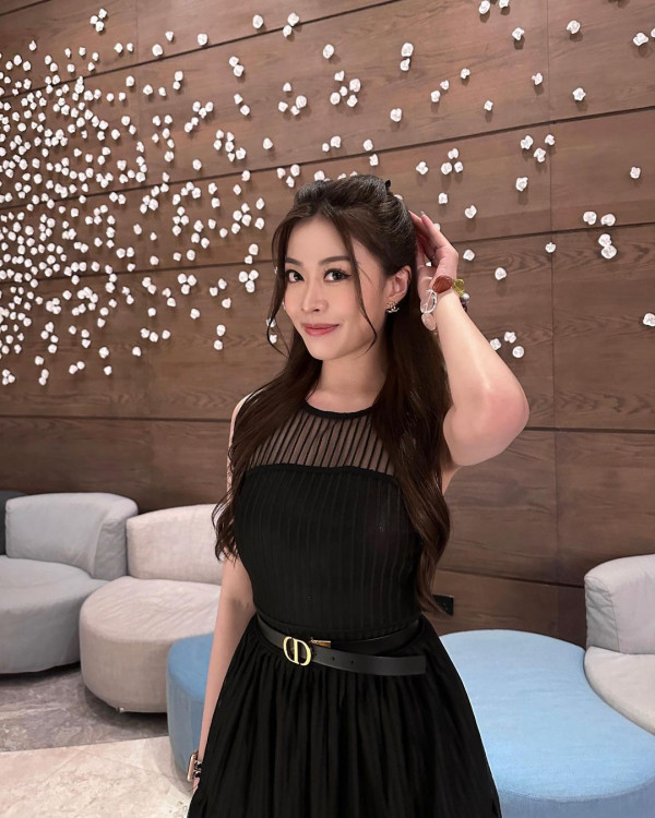 落選港姐遊日曬和服照獲讚有氣質 去年轉戰TVB新聞部收起性感 