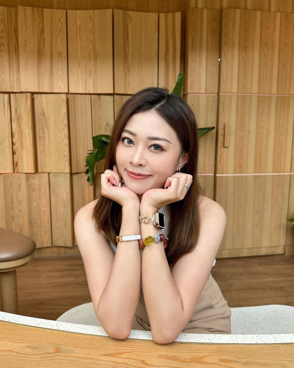 落選港姐遊日曬和服照獲讚有氣質 去年轉戰TVB新聞部收起性感 