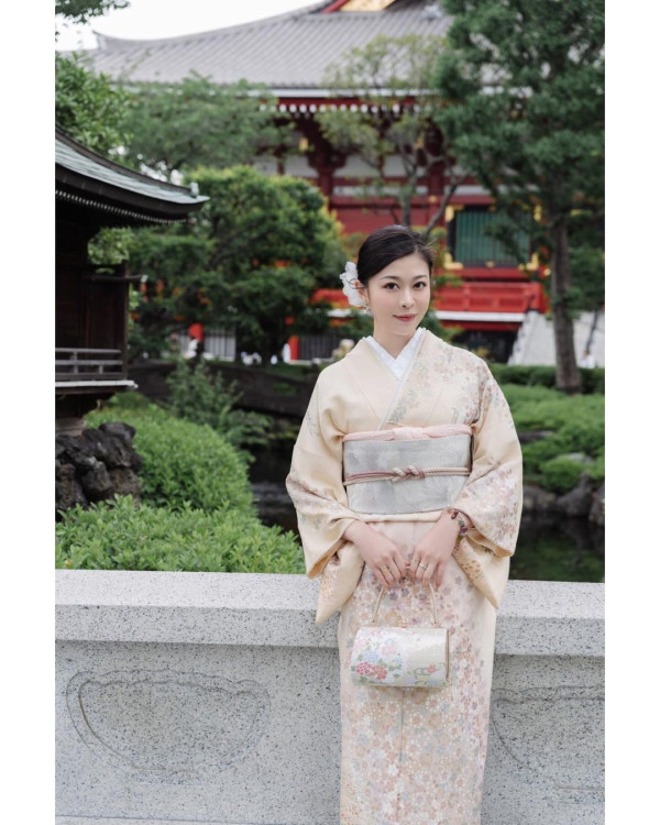 落選港姐遊日曬和服照獲讚有氣質 去年轉戰TVB新聞部收起性感 