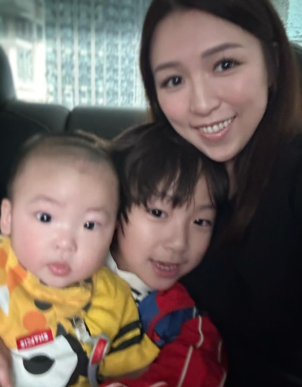 41歲孫慧雪曬自拍照少女感十足 一家四口飛美國 直言挑戰體能極限 