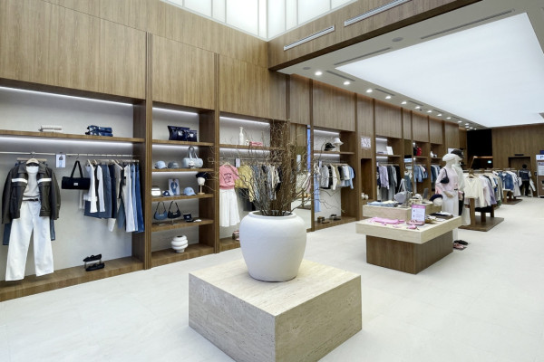 MARITHÉ FRANÇOIS GIRBAUD明洞分店（圖片來源：MARITHÉ FRANÇOIS GIRBAUD）