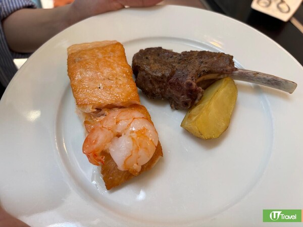 香港機場Emirates阿聯酋航空貴賓室翻新重開！自助餐美食／淋浴室設施 