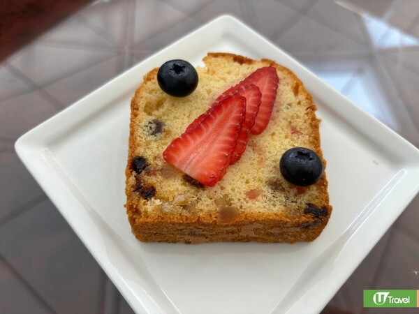 香港機場Emirates阿聯酋航空貴賓室翻新重開！自助餐美食／淋浴室設施 