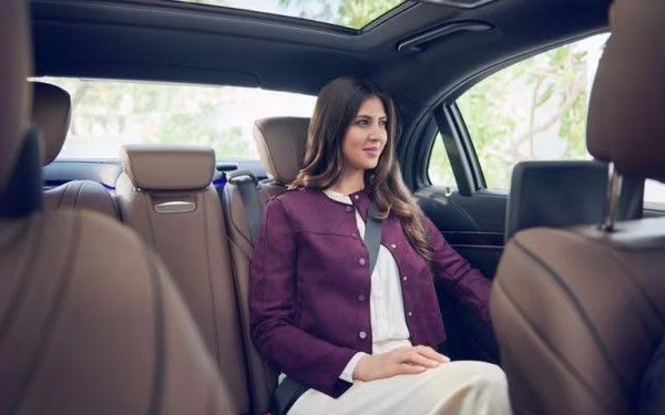 香港機場Emirates阿聯酋航空貴賓室翻新重開！自助餐美食／淋浴室設施 