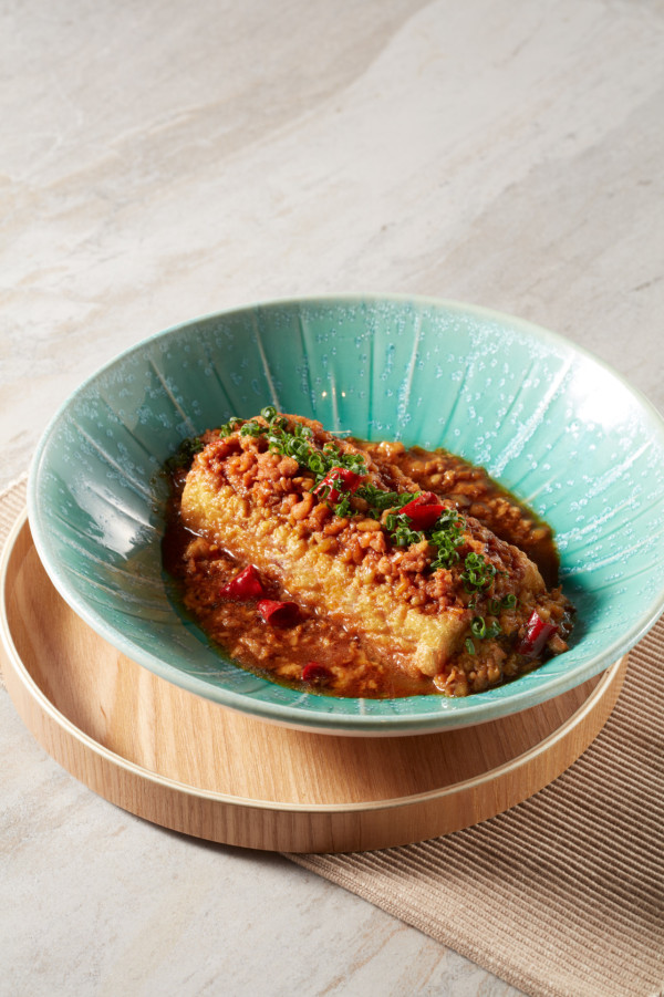 海景星馬菜餐廳推出全新海鮮菜式   芙蓉燒蟹／流沙牛油蟹／中環分店裝修重開