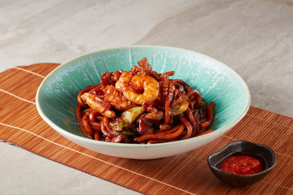 海景星馬菜餐廳推出全新海鮮菜式   芙蓉燒蟹／流沙牛油蟹／中環分店裝修重開