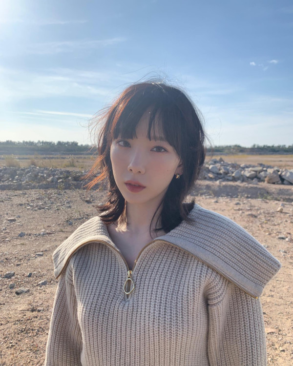 及肩髮型推薦｜齊瀏海及肩外翹