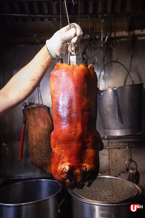 唔脆包換！兩重燒烤燒腩仔  佐敦 40 年燒味店新合成 限量手工脆皮乳豬 / 古法叉燒