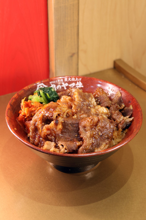 日本過江！全港最平炭燒牛肉飯店登陸 $35 炭燒牛小排丼 超有誠意即叫即切再炭燒