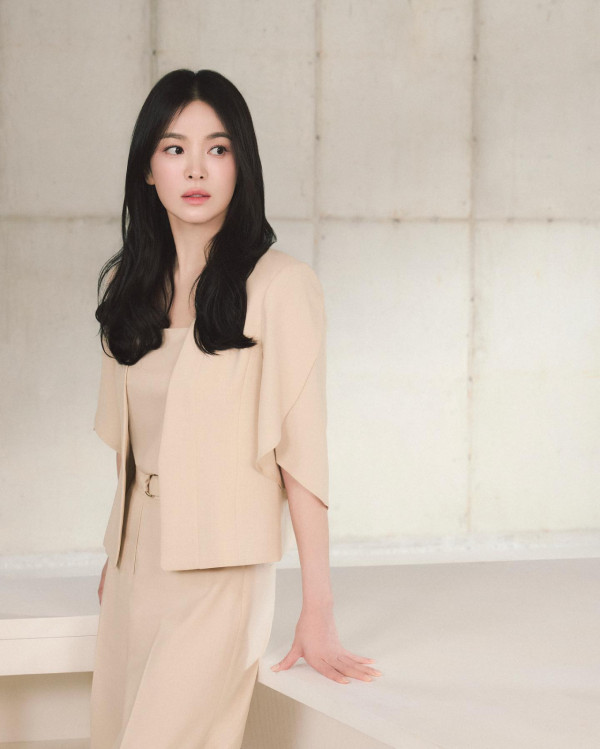 40歲髮型推薦:鬆弛捲