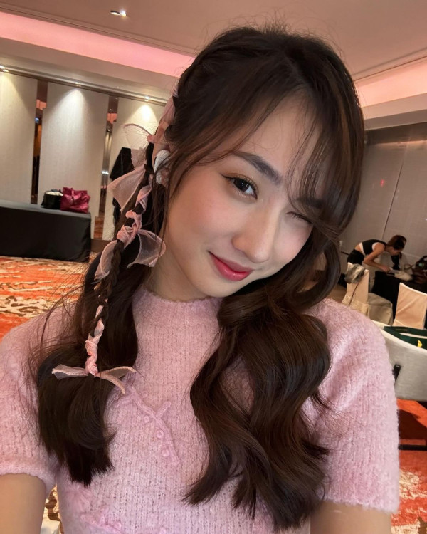 聲夢小花考完DSE飛韓國做練習生？ 粉絲大讚勤力：旅行都不忘練習 