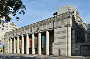 台北捷運淡水信義線 - 台大醫院站景點土銀恐龍化石館（圖片來源：國立臺灣博物館官網）