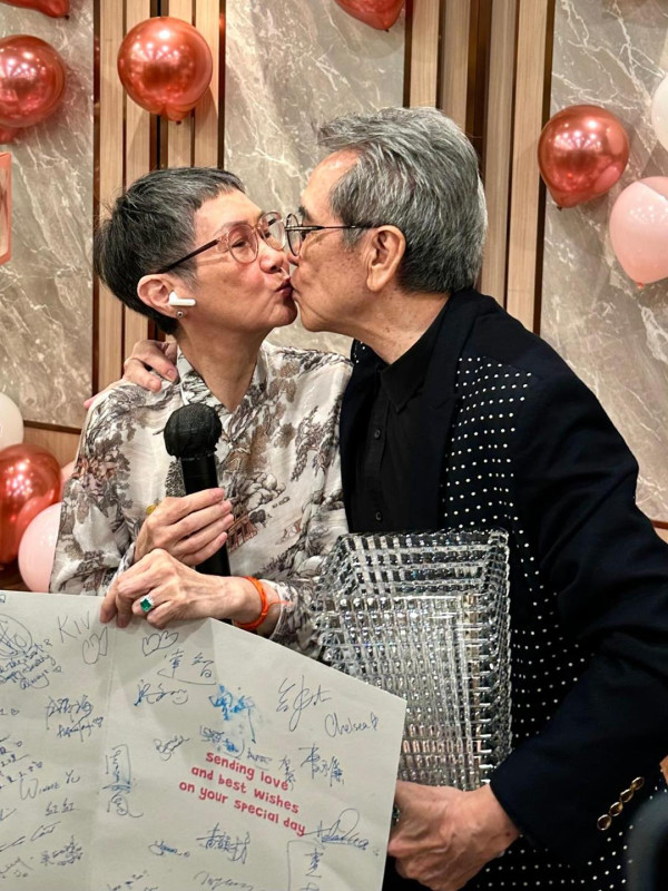 李琳琳咀嘴姜大衞慶祝金婚50周年 患癌期間感激John哥照顧無微不至