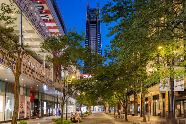 台北捷運板南線 - 市政府站景點信義商圈（圖片來源：信義商圈 | 臺北旅遊網）