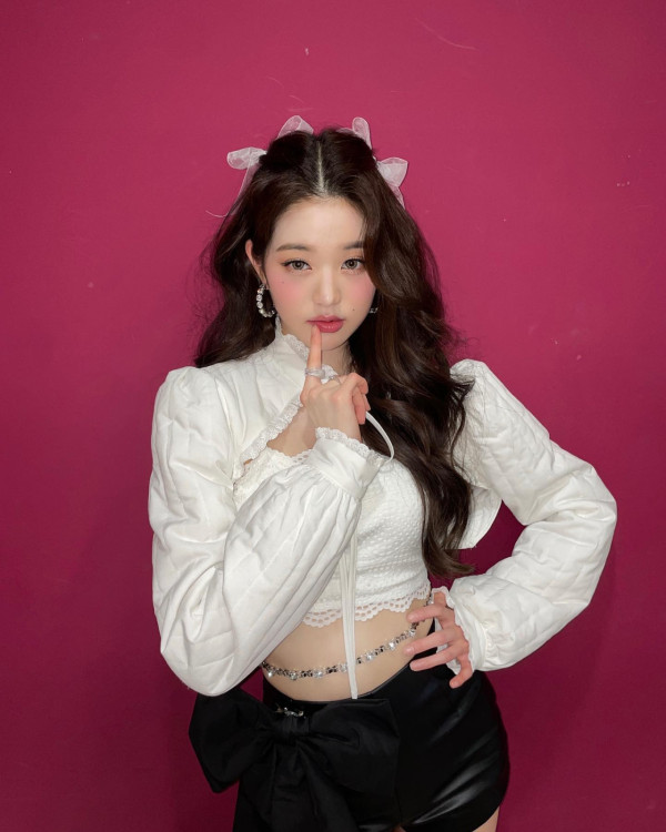 中分髮型圖鑑(長髮)八字瀏海+大波浪捲髮