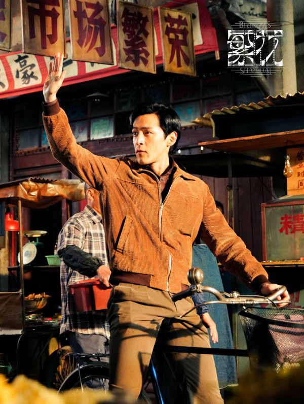 48歲性感女神開胸晚裝曬完美身材 老公親證「事業線巨大」 林熙蕾分享三大保養秘訣 