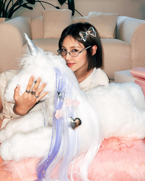 中分髮型圖鑑(短髮)耳下三公分直髮