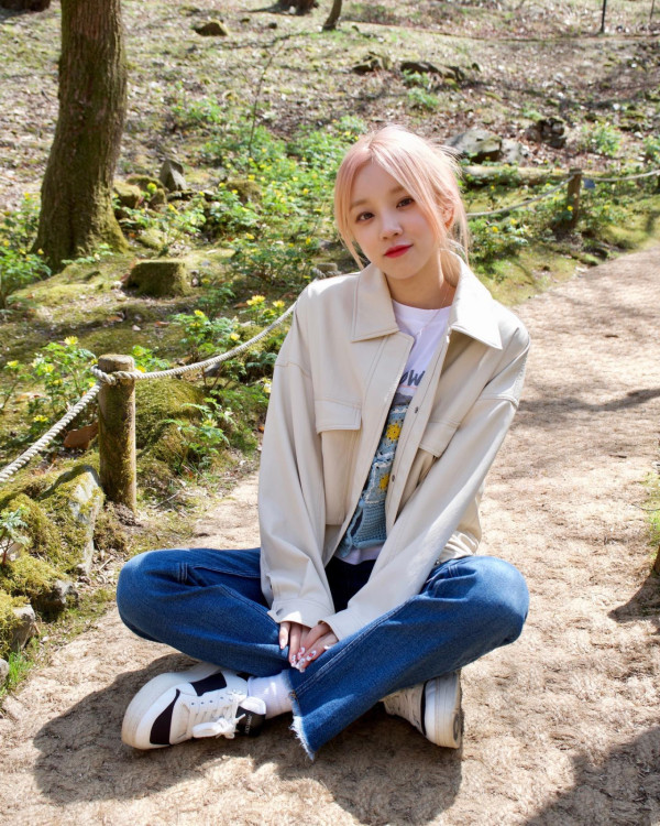 中分髮型圖鑑(編髮)中分八字瀏海+鯊魚夾