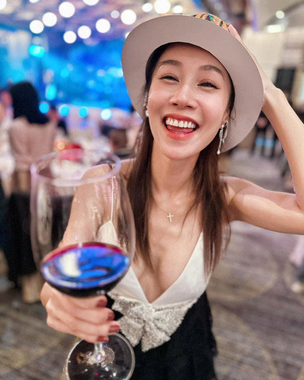 黃心穎二家姐黃心妙IG狂曬火辣相 弗爆身材超吸睛 瘋狂突破性感尺度！ 