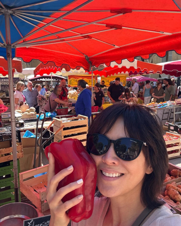 梁朝偉劉嘉玲16年後重遊結婚地不丹 性格反差造就天作之合相愛35載 