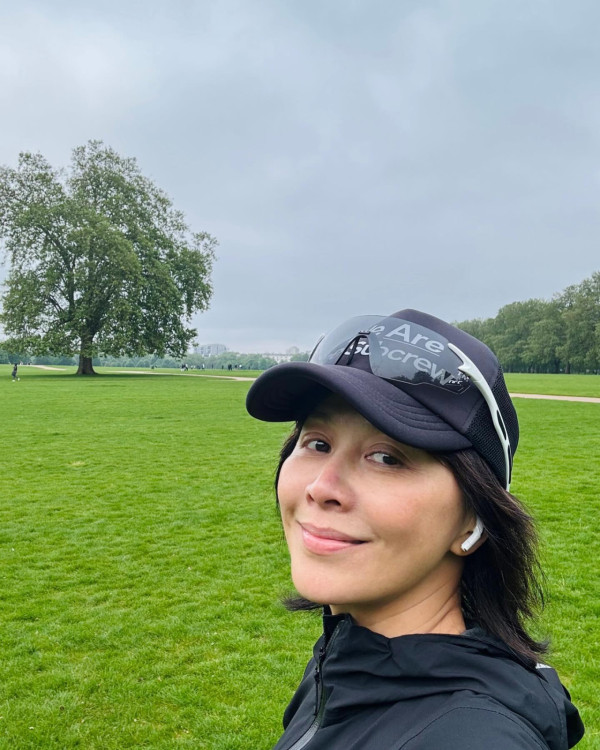 梁朝偉劉嘉玲16年後重遊結婚地不丹 性格反差造就天作之合相愛35載 