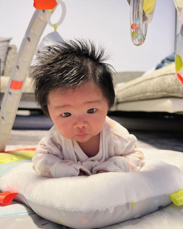 前TVB女星佗B飛馬爾代夫度假 泳裝曬纖瘦身材 上圍明顯升級 