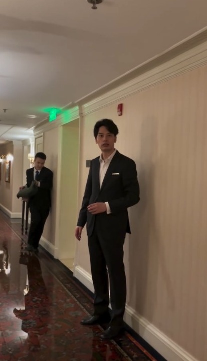 北京公園飲水機變「洗腳池」 無品遊客：水乾淨放心給孩子洗 