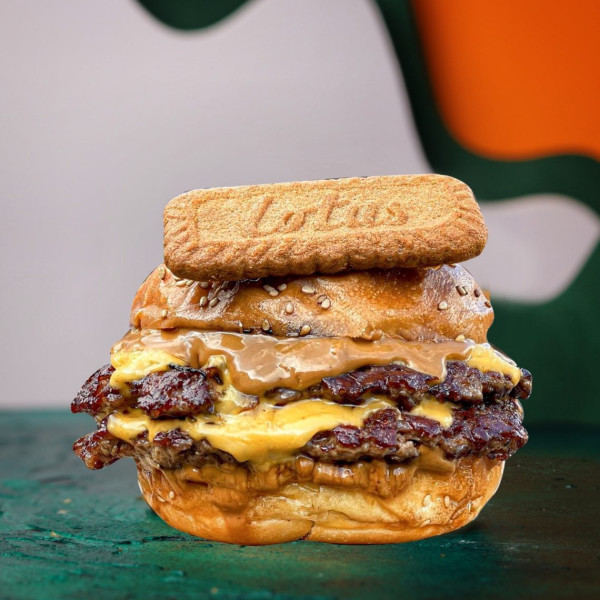 深水埗西九龍中心Food Court美食推介  獨門炸雞／煙燻肉餅&nbsp;／親民價和牛