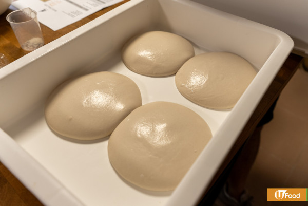 造Pizza拿坡里薄餅工作坊全紀錄！入廚新手都整到窯烤Pizza／附食譜＋做法