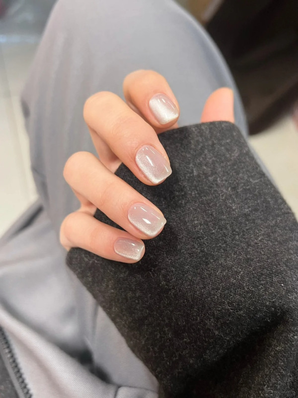 2024美甲款式推薦|閃爍貓眼Gel甲(圖片來源:September@小紅書)