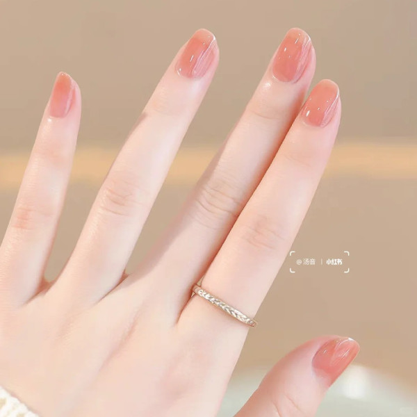 2024美甲款式推薦|16. 夏天果凍腮紅美甲(圖片來源:汤音@小紅書)